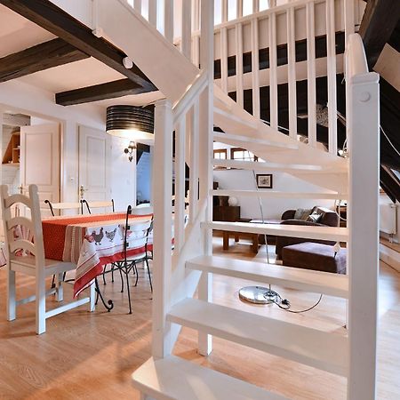 Au Nid D'Hirondelles Apartment Ribeauville  Bagian luar foto