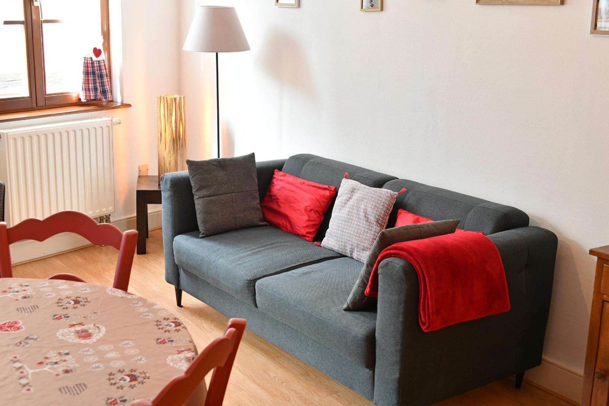 Au Nid D'Hirondelles Apartment Ribeauville  Bagian luar foto