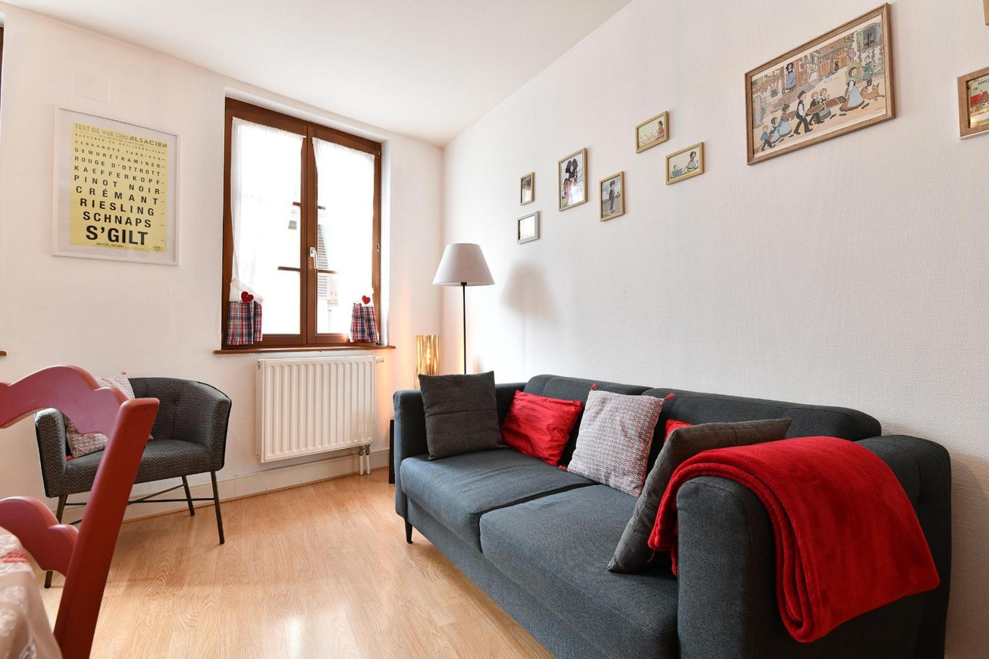 Au Nid D'Hirondelles Apartment Ribeauville  Bagian luar foto