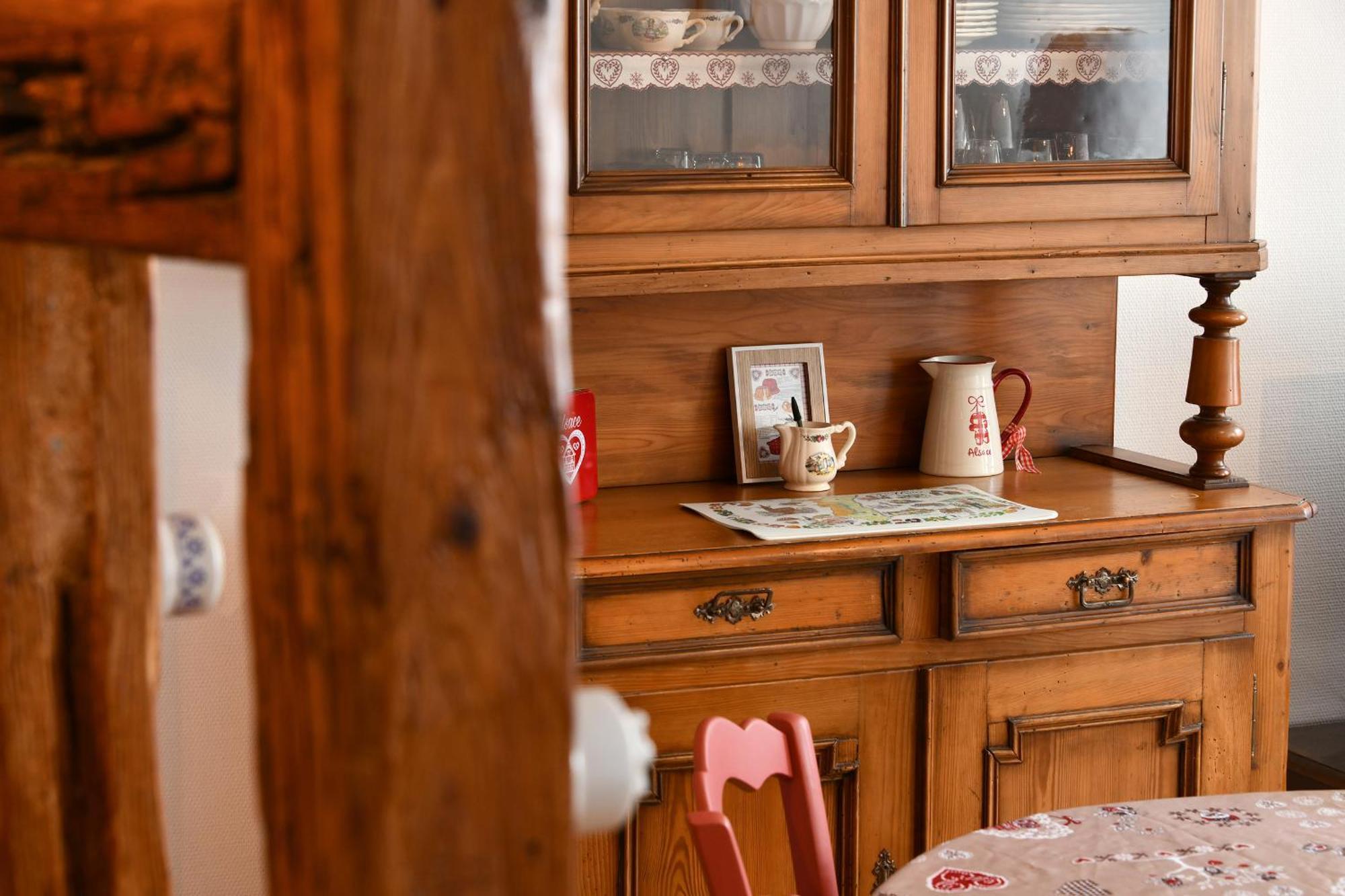 Au Nid D'Hirondelles Apartment Ribeauville  Bagian luar foto