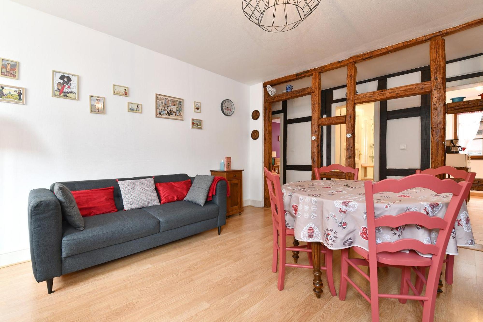 Au Nid D'Hirondelles Apartment Ribeauville  Bagian luar foto