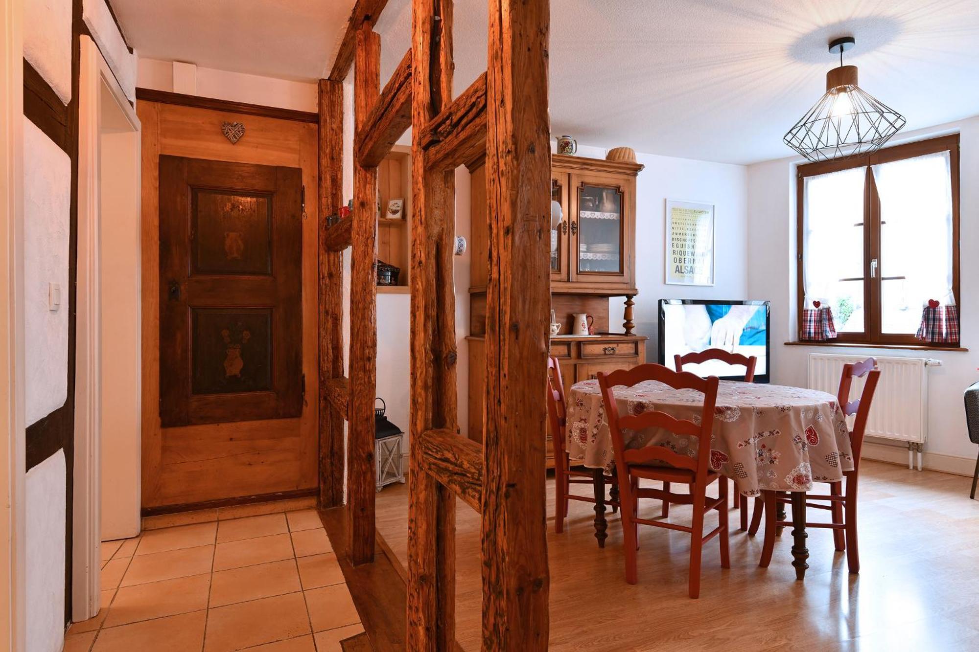 Au Nid D'Hirondelles Apartment Ribeauville  Bagian luar foto
