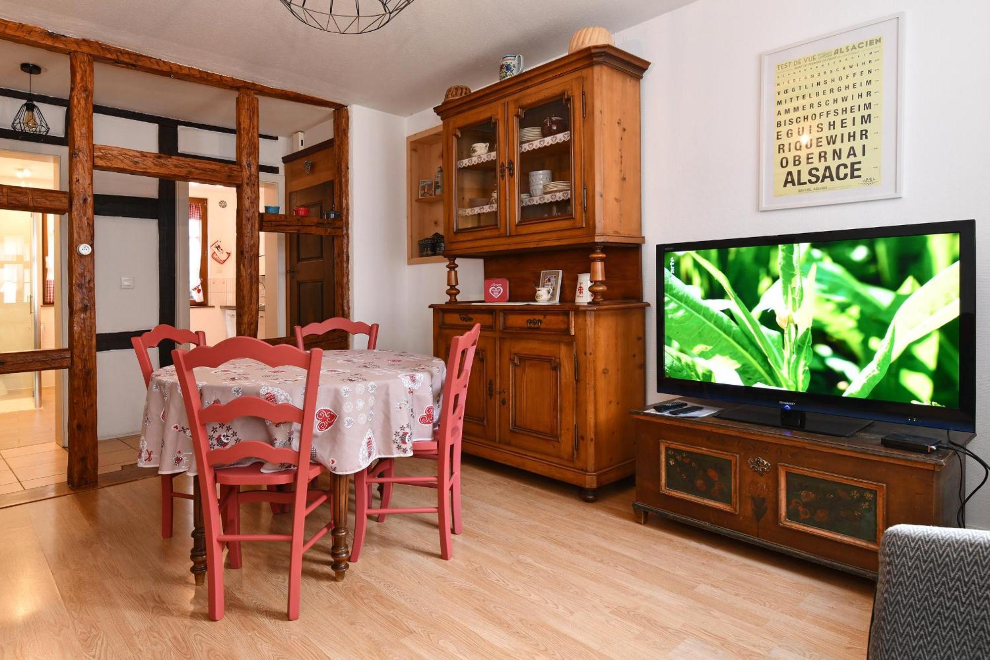 Au Nid D'Hirondelles Apartment Ribeauville  Bagian luar foto