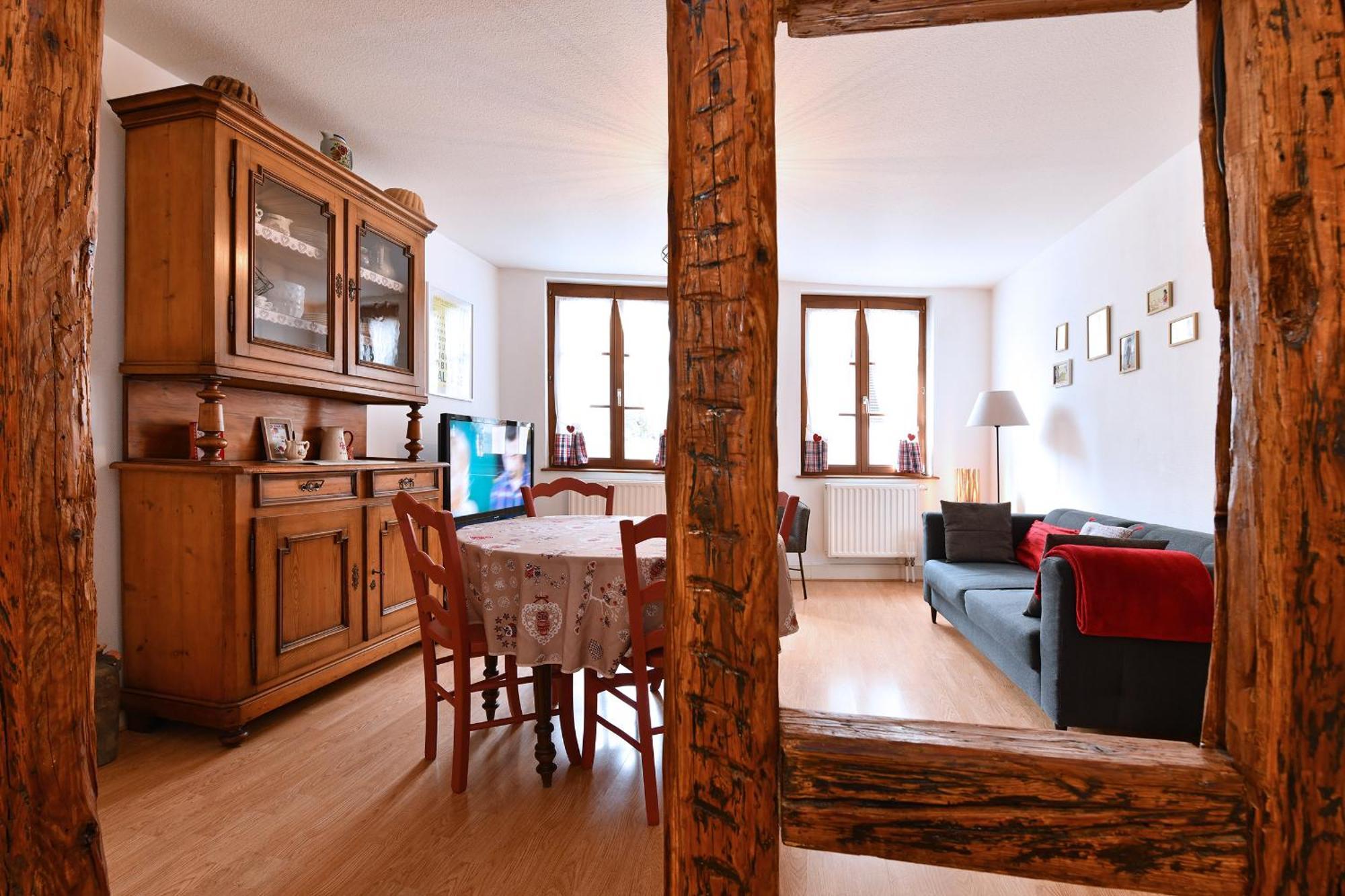 Au Nid D'Hirondelles Apartment Ribeauville  Bagian luar foto