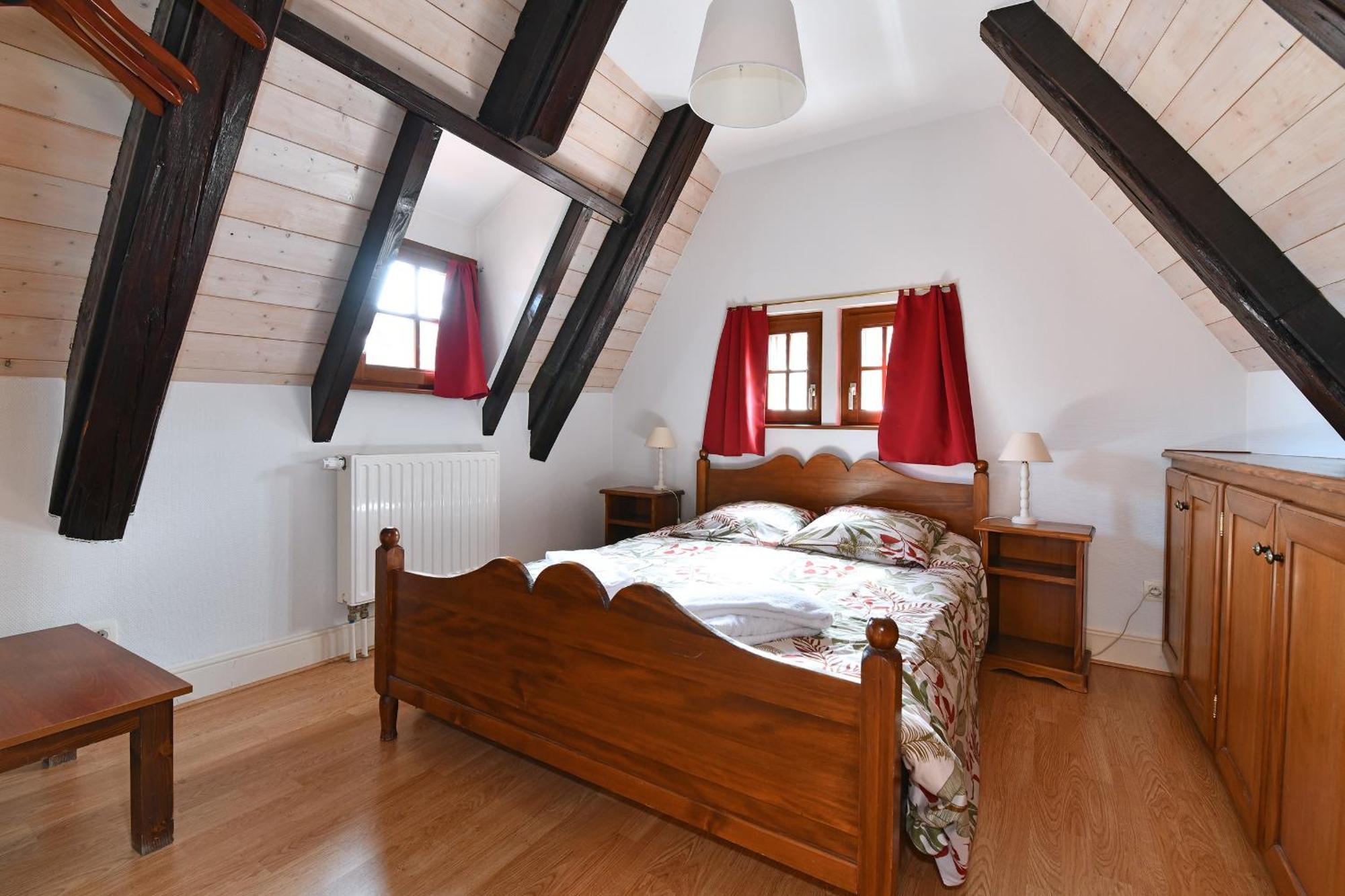 Au Nid D'Hirondelles Apartment Ribeauville  Bagian luar foto