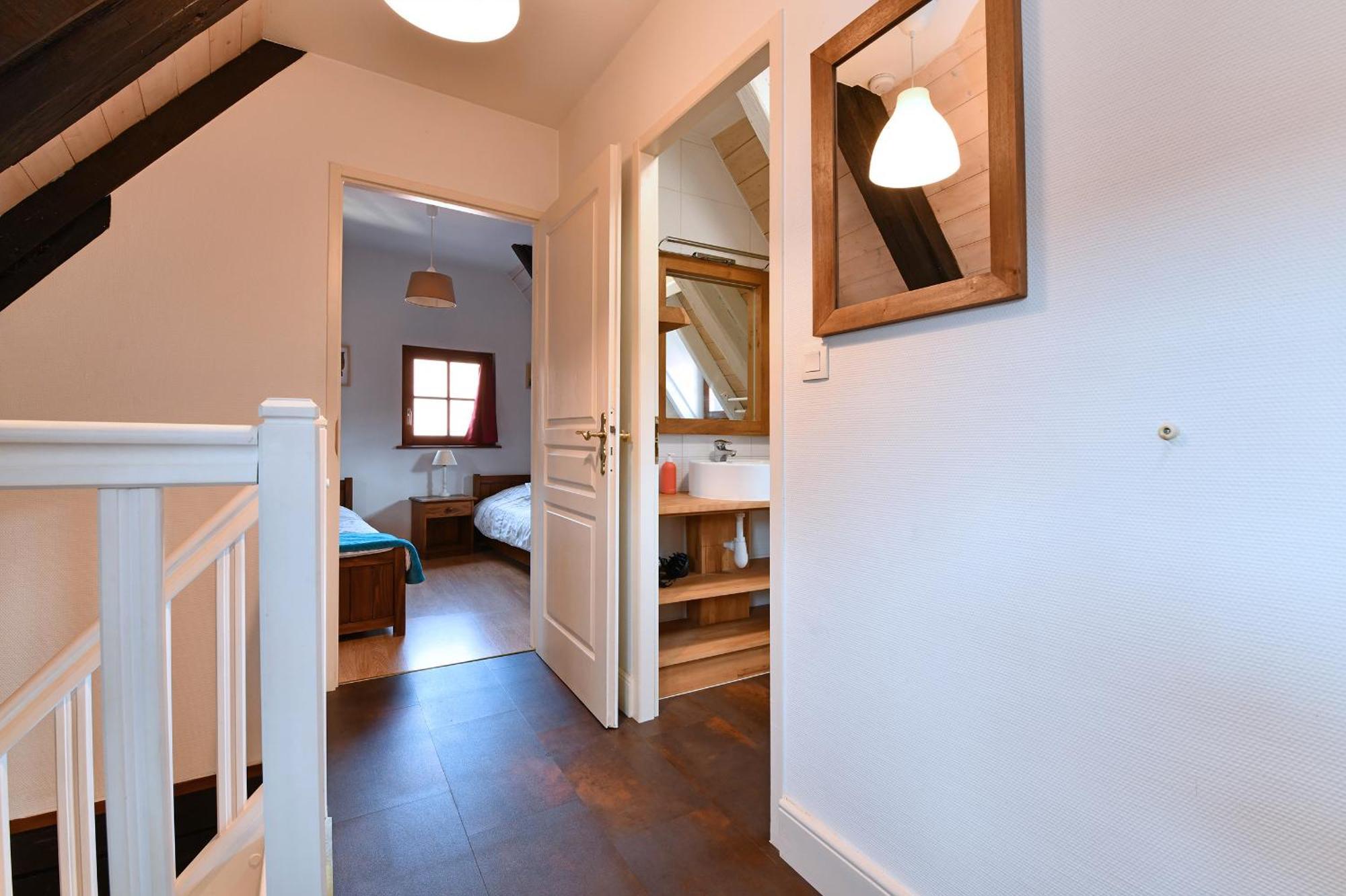 Au Nid D'Hirondelles Apartment Ribeauville  Bagian luar foto