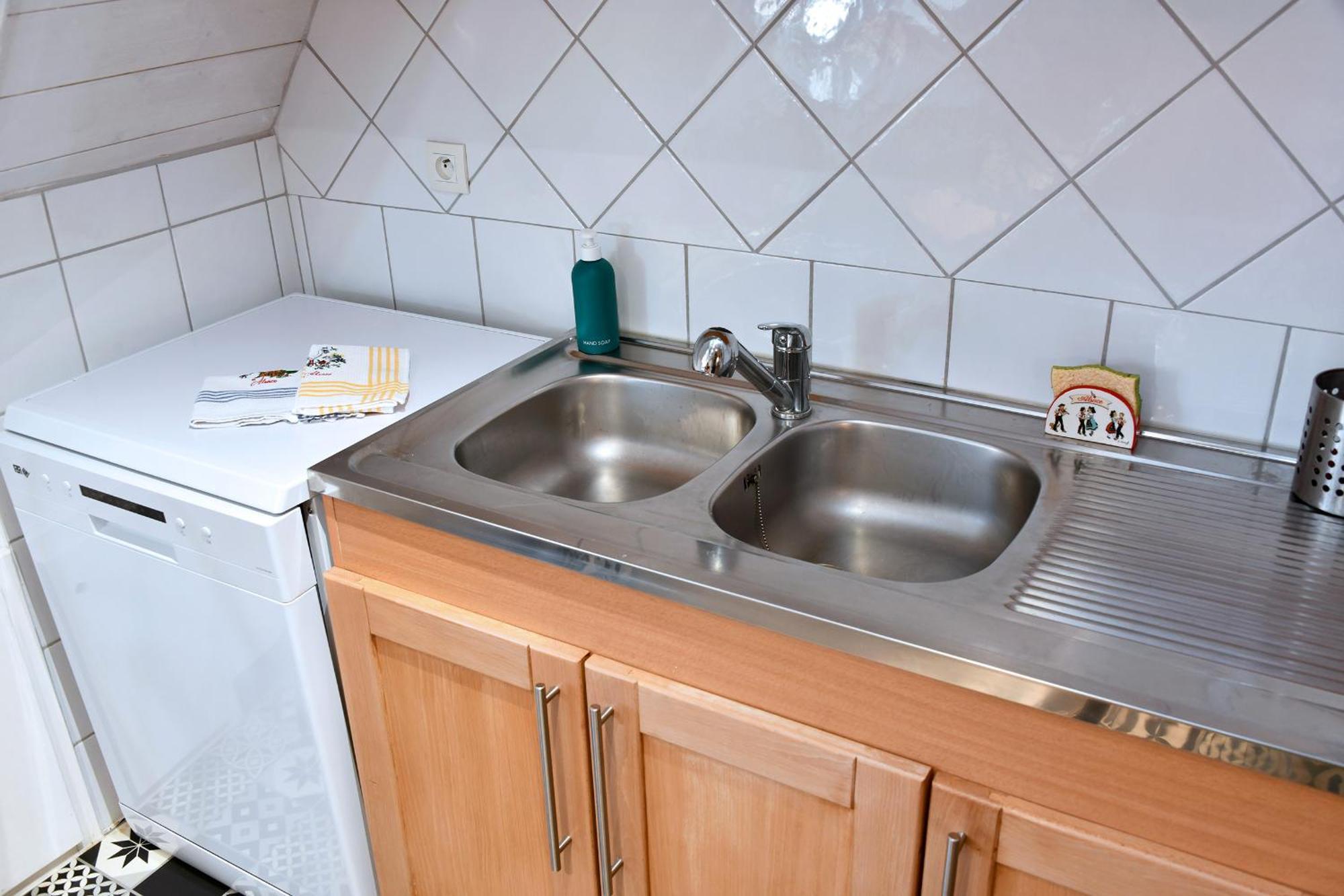 Au Nid D'Hirondelles Apartment Ribeauville  Bagian luar foto
